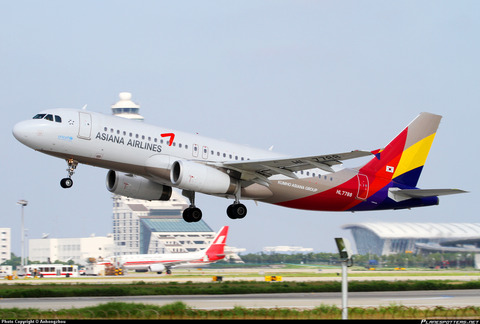 HL7788-Asiana-Airlines-Airbus-A320-200_PlanespottersNet_135651